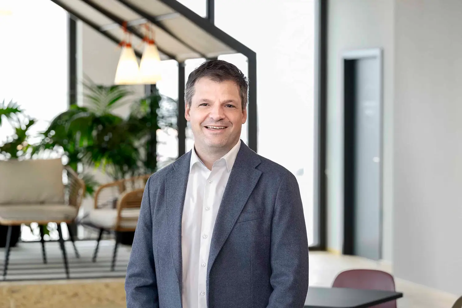 Portrait von Markus Hummelsberger - Er ist einer der Gründer von 1000 Satellites und verantwortlich für Finance und Strategy